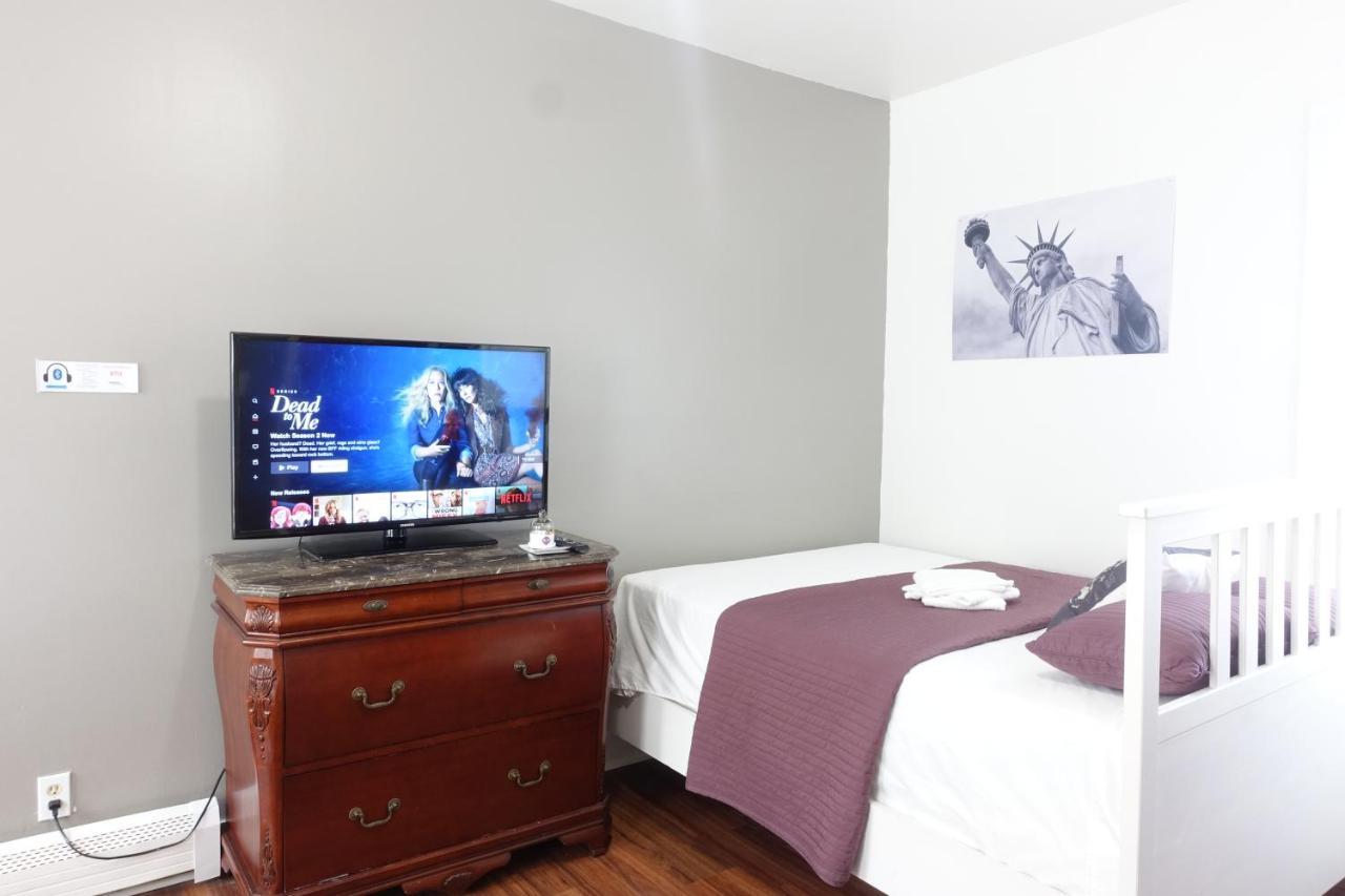 Best Room Nyc✈︎Ewr Layover➤Walk To Nyc Subway Newark Exterior photo